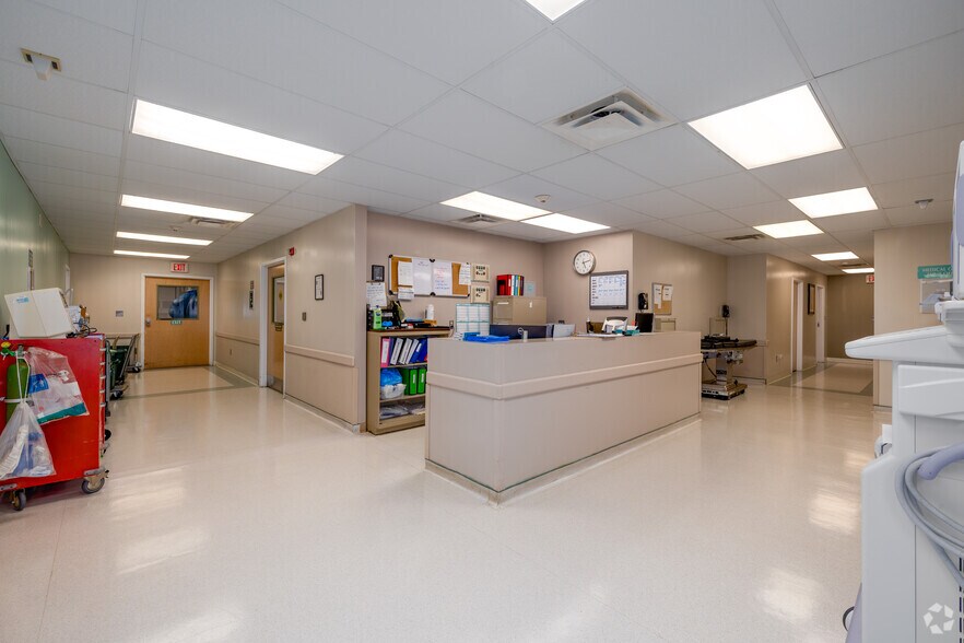 More Photos Of 1133 E Chestnut Ave, Vineland Office For Sale