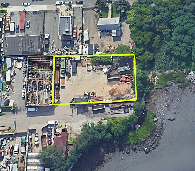 Primary Photo Of 520-524 Yznaga Pl, Bronx Land For Lease