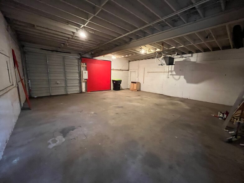 More Photos Of 1562 S Acoma St, Denver Warehouse For Sale