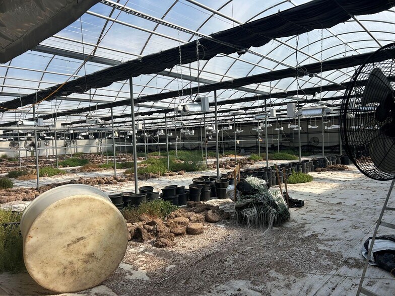 More Photos Of 43634 Hwy 3, Wainfleet Garden Center For Lease