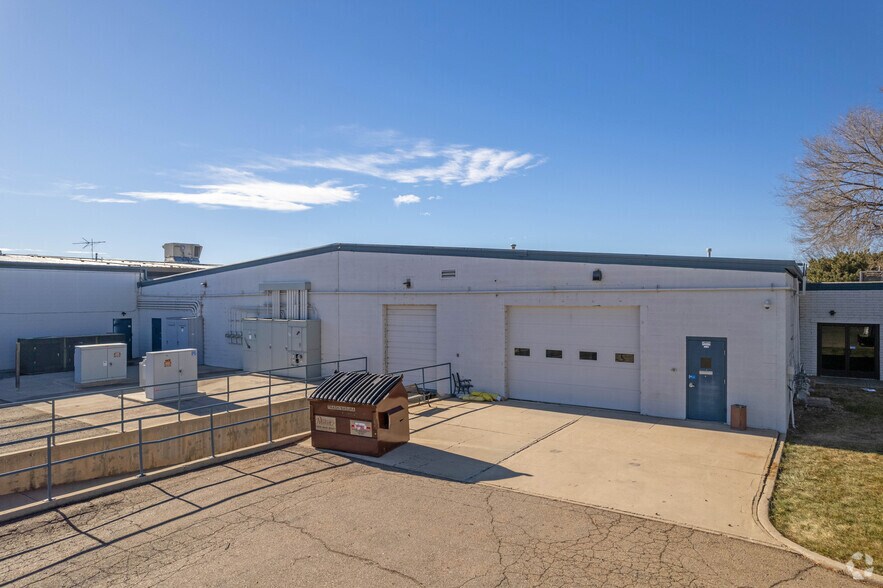 More Photos Of 455 Weaver Park Rd, Longmont Manufacturing For Lease
