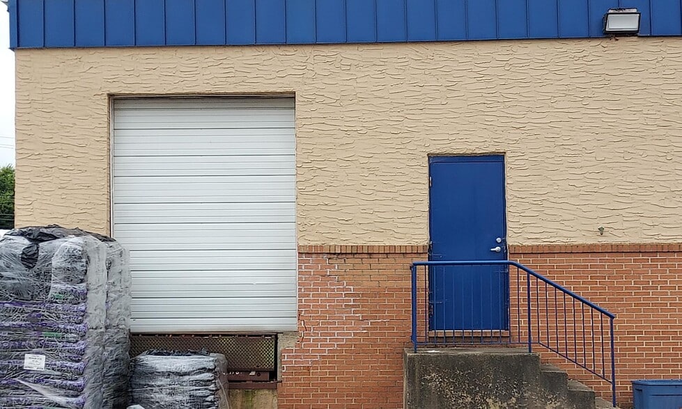 More Photos Of 2703 Philadelphia Pike, Claymont Unknown For Lease