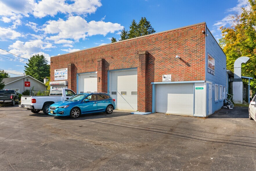 More Photos Of 1413 N 5th St, Stroudsburg Service For Sale