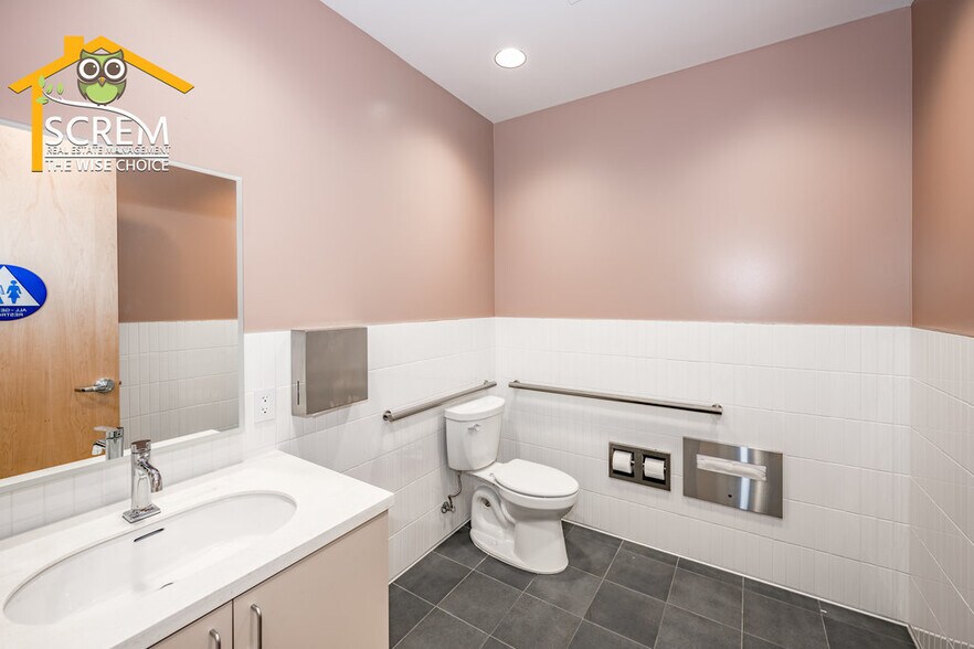 More Photos Of 25425 Orchard Village Rd, Santa Clarita Medical For Sale