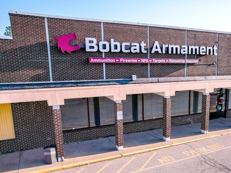 More Photos Of 1624-1644 E State Road 44, Shelbyville Unknown For Lease