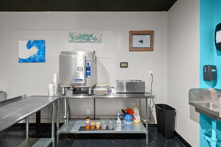 More Photos Of 102 Berry St, Hertford Restaurant For Sale