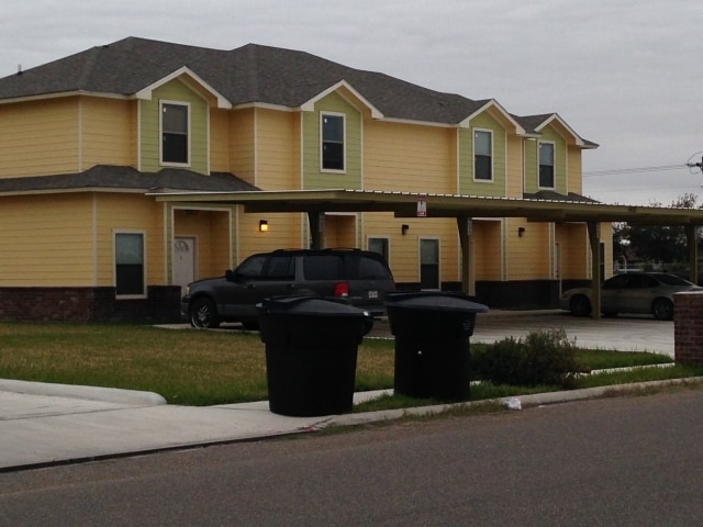 More Photos Of 1412-1420 W Harrison Ave, Alton Apartments For Sale