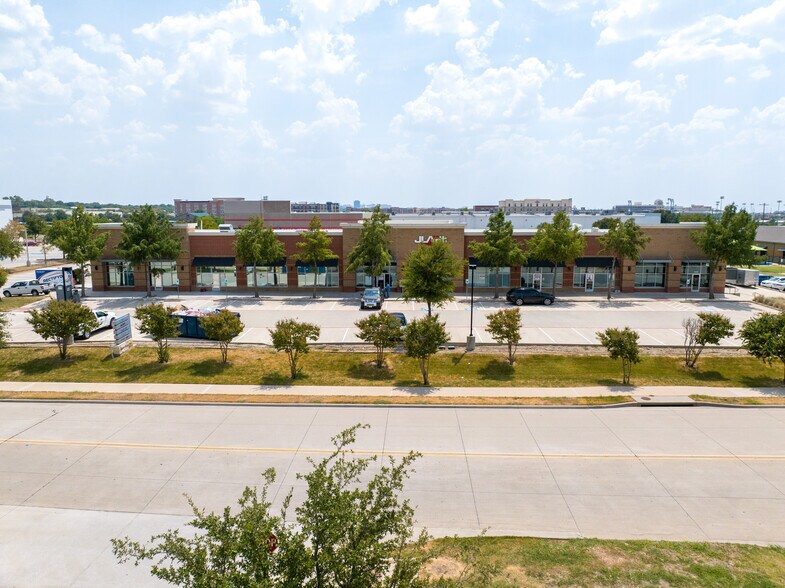 More Photos Of 6065 Sports Village Rd, Frisco Unknown For Lease