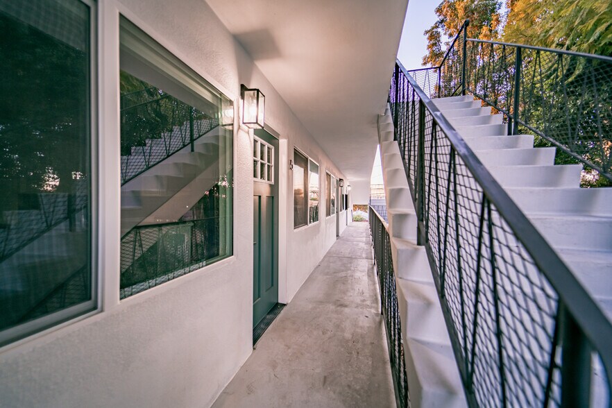 More Photos Of 3776 Villa Terr., San Diego Apartments For Sale