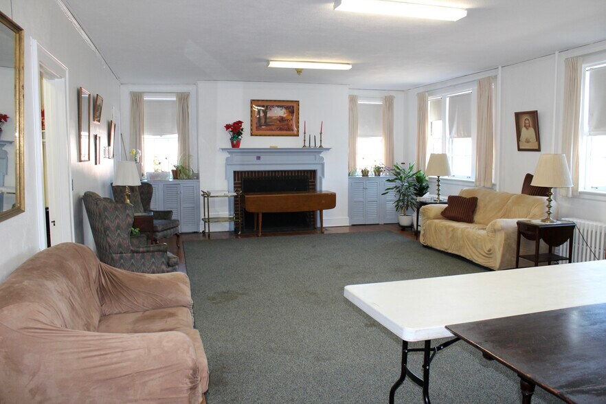 More Photos Of 24 Newington Rd, West Hartford Religious Facility For Sale