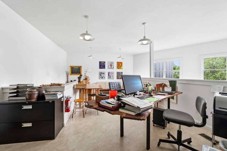 More Photos Of 468 County Rd 39, Southampton Warehouse For Lease