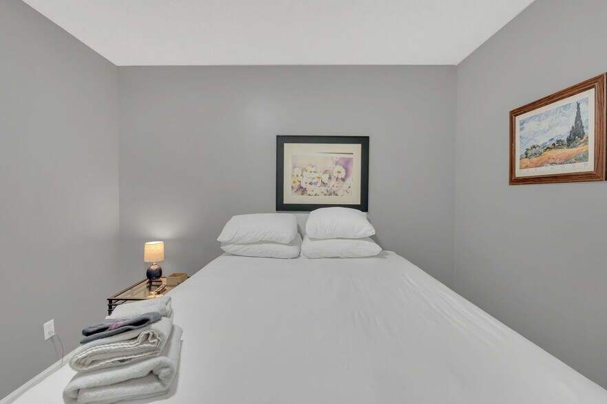 More Photos Of 901 21st Ave N, Nashville Multifamily For Sale