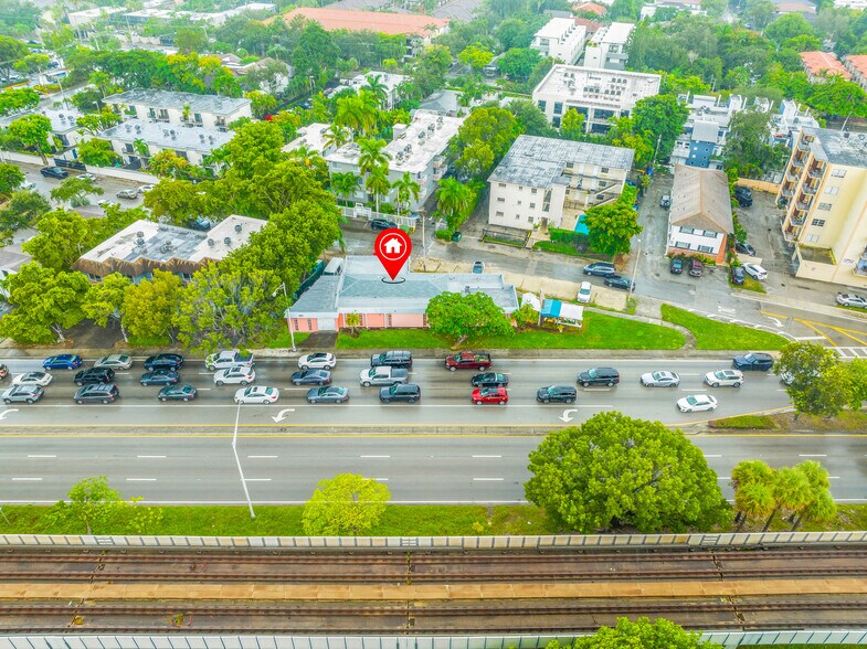 More Photos Of 3250 S Dixie Hwy, Miami Medical For Sale