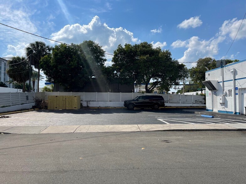 50 E Dania Beach Blvd, Dania Beach, FL 33004 Retail For Lease