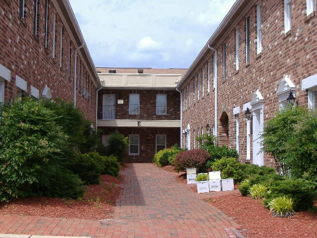 More Photos Of 7700 Old Branch Ave, Clinton Office For Sale