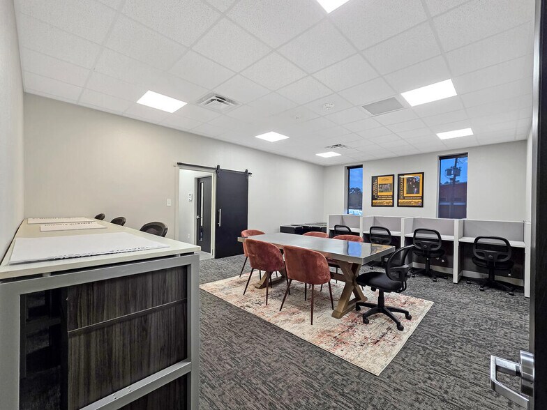 More Photos Of 3410 I-10 W, Orange Office For Sale