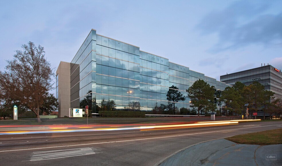 More Photos Of 1300 W Sam Houston Pky S, Houston Office For Sale
