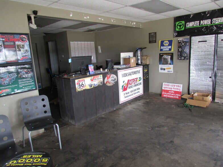 More Photos Of 5982 W State Road 32, Anderson Service Station For Sale