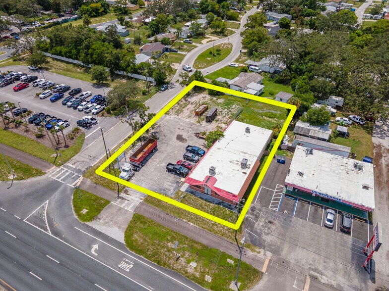 Primary Photo Of 3307 US Highway 19, Holiday Freestanding For Sale