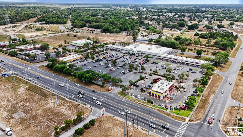 More Photos Of 7578 SE Maricamp Rd, Ocala General Retail For Lease
