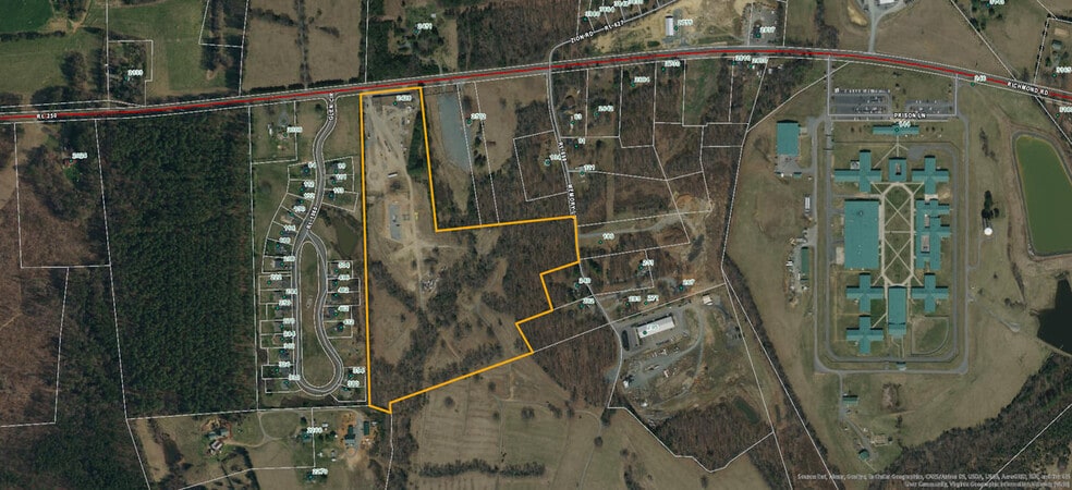 More Photos Of 2428 Richmond Rd, Troy Auto Salvage Facility For Sale