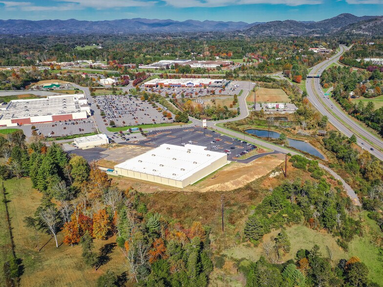 More Photos Of 99999 Northridge Commons Pky, Weaverville Land For Sale