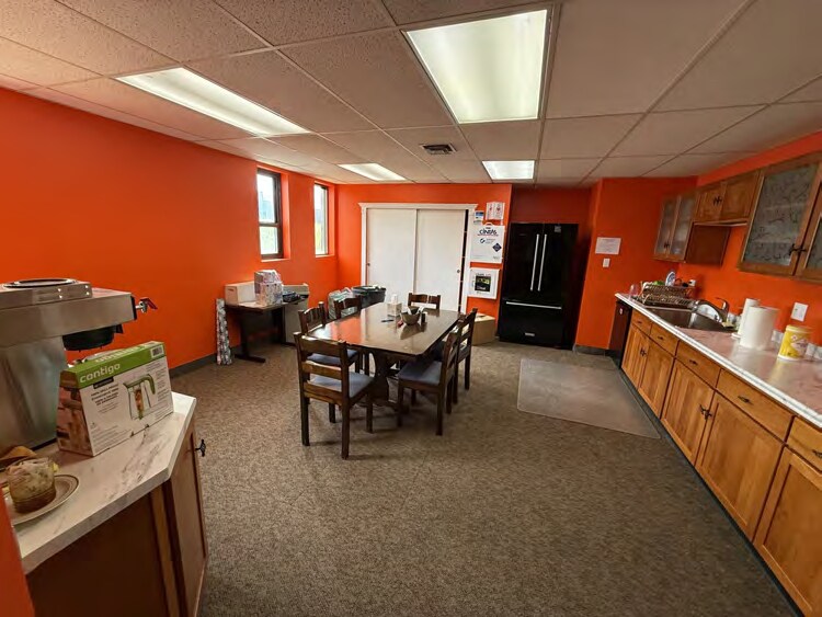 More Photos Of 9002 Moore Rd, Littleton Unknown For Lease