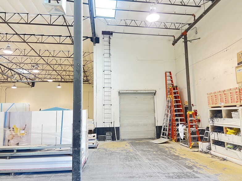 More Photos Of 4644 Industry Center Dr, Las Vegas Distribution For Sale
