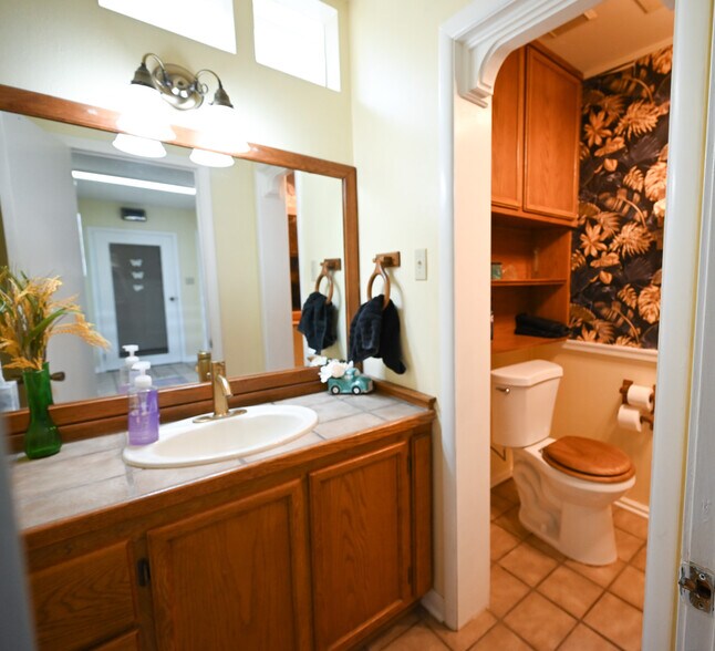 More Photos Of 2759 County Road 411, Berryville Hotel For Sale