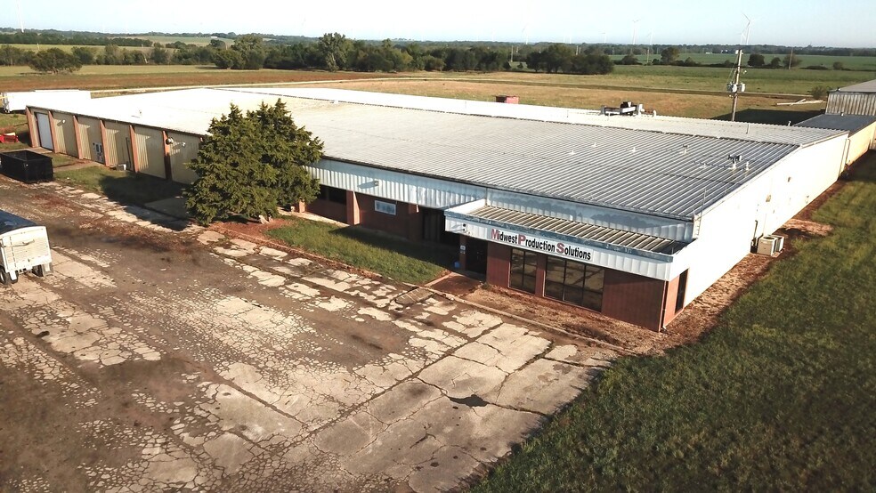 More Photos Of 1469 US Highway 59, Moran Manufacturing For Sale