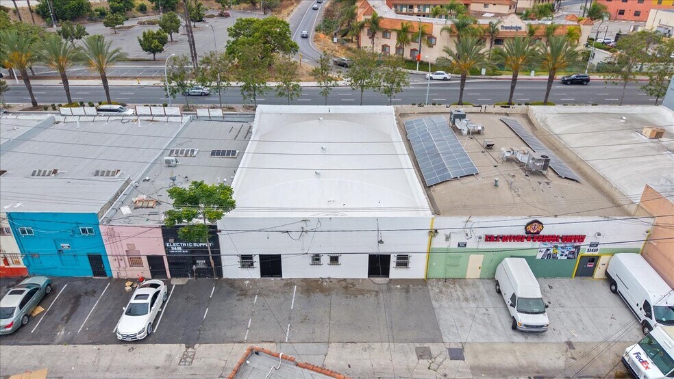 More Photos Of 11414 Long Beach Blvd, Lynwood Warehouse For Sale