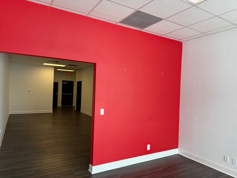 More Photos Of 1730 E Republic Rd, Springfield Unknown For Lease