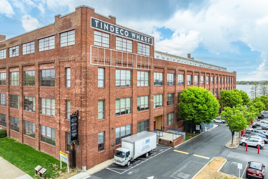 More Photos Of 2809 Boston St, Baltimore Apartments For Lease