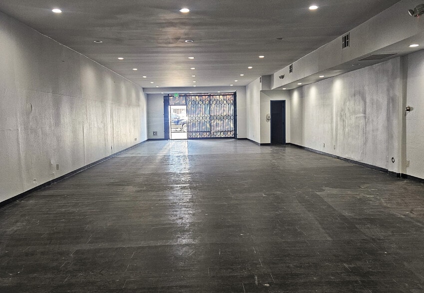 More Photos Of 11714-11720 W Pico Blvd, Los Angeles Storefront Retail Office For Lease