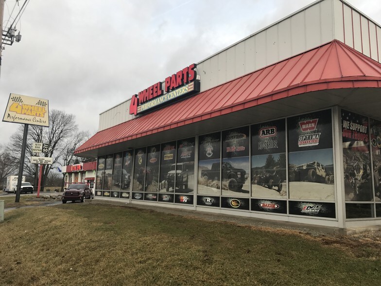 More Photos Of 9470 E Washington St, Indianapolis Freestanding For Lease