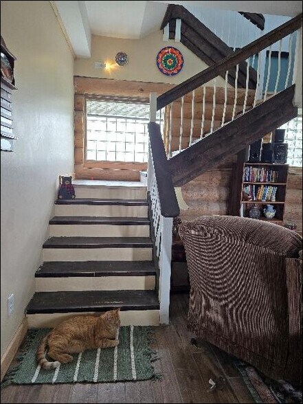 More Photos Of 1080 Stack Valley Rd, Cariboo Hotel For Sale