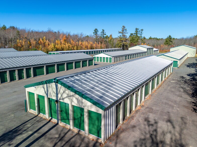 More Photos Of 550 Beach Rd, Lincolnville Self Storage For Lease