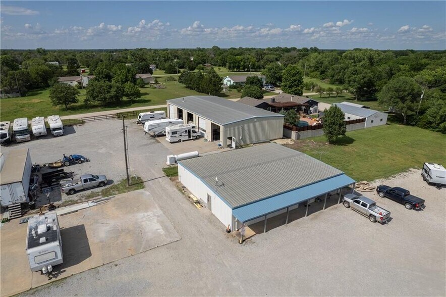 More Photos Of 11932 SW US Highway 54, Augusta Trailer Camper Park For Sale