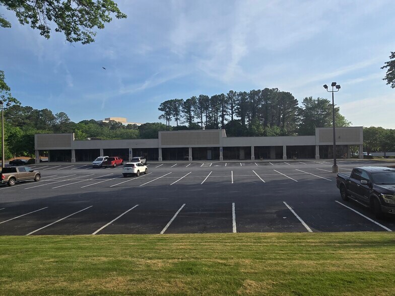 More Photos Of 3320 Holcomb Bridge Rd, Peachtree Corners Office Residential For Lease