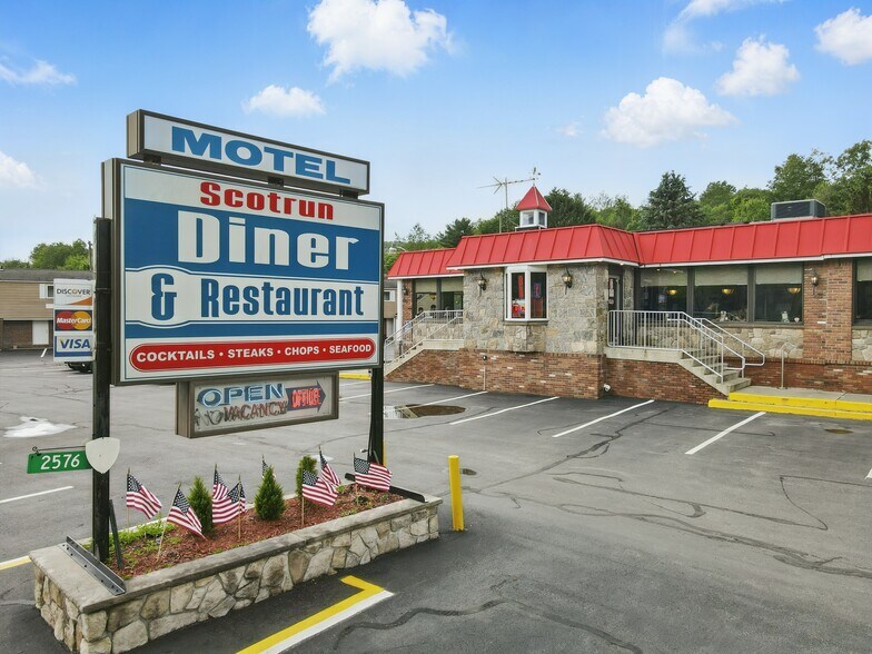 More Photos Of 2576 Route 611, Scotrun Restaurant For Sale