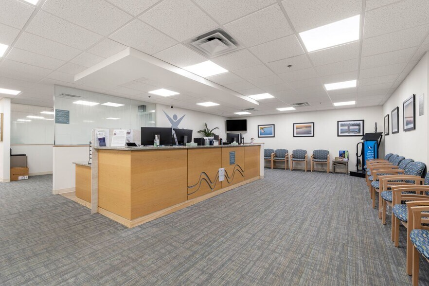 More Photos Of 95 Tremont St, Duxbury Medical For Sale