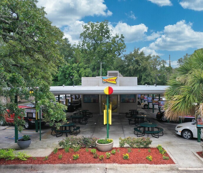 More Photos Of 1461 Spring Hill Ave, Mobile Fast Food For Sale