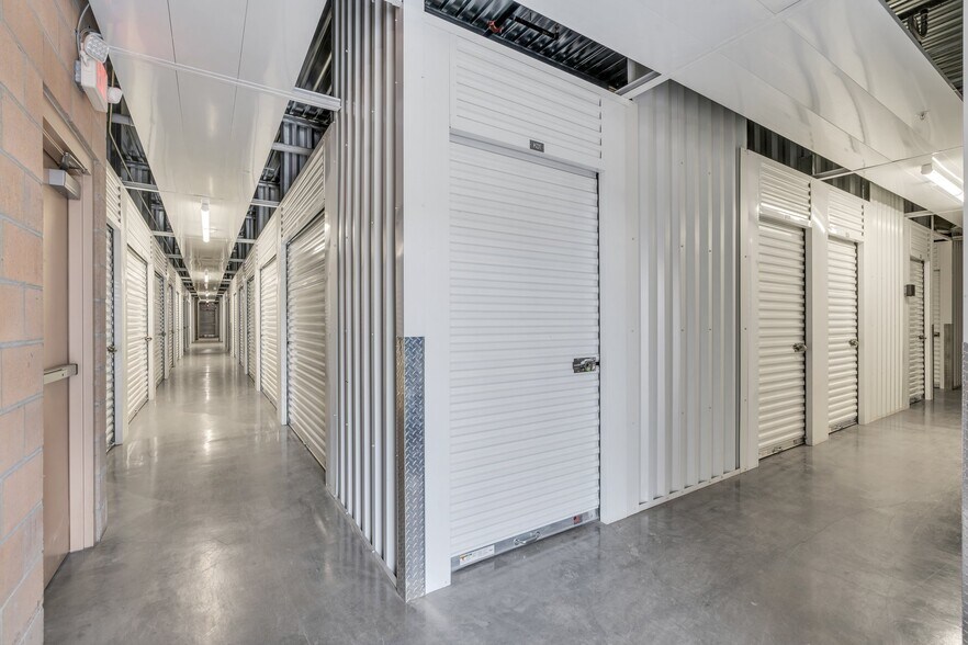 More Photos Of 4285 Thanksgiving Way, Lehi Self Storage For Sale