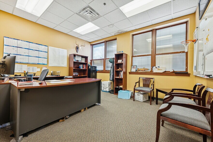 More Photos Of 1910 Main Ave, Durango Office For Sale