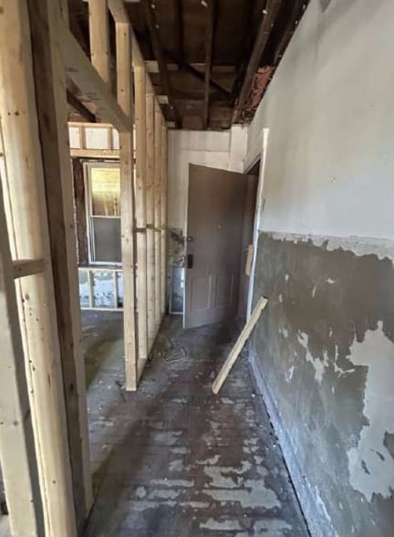 More Photos Of 701-711 W Wyoming Ave, Lockland Apartments For Sale