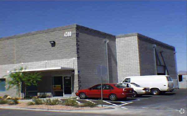More Photos Of 4390 E Alexander Rd, Las Vegas Warehouse For Sale