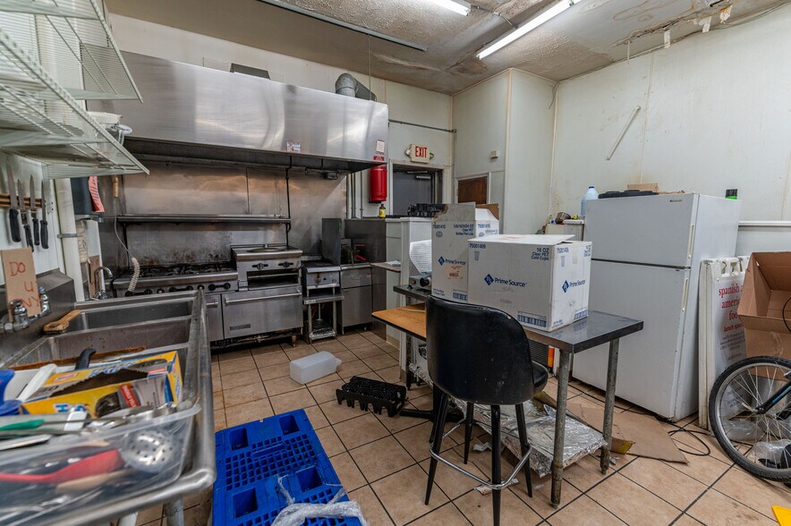 More Photos Of 1015 W Hamilton St, Allentown Multifamily For Sale