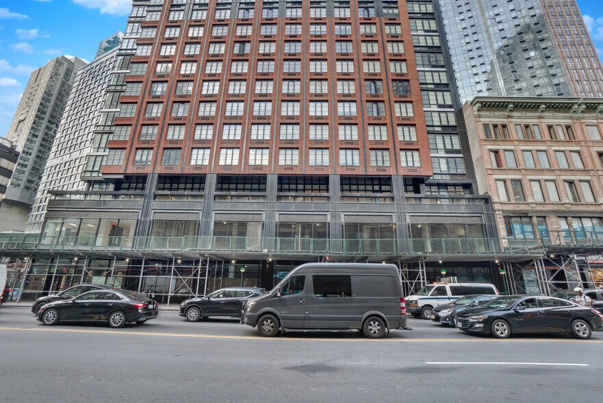 More Photos Of 1 Flatbush Ave, Brooklyn Apartments For Lease