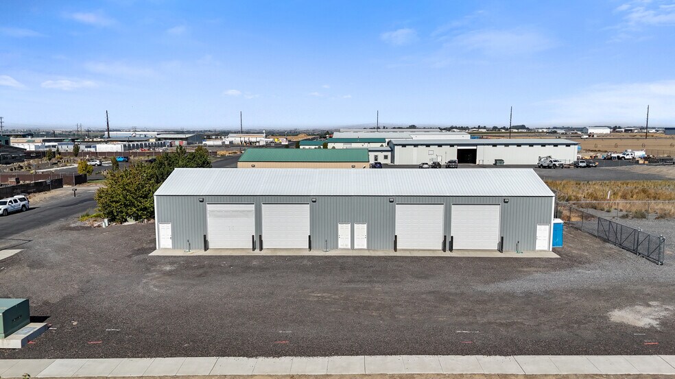 Primary Photo Of 221 Hamilton Rd, Moses Lake Warehouse For Lease