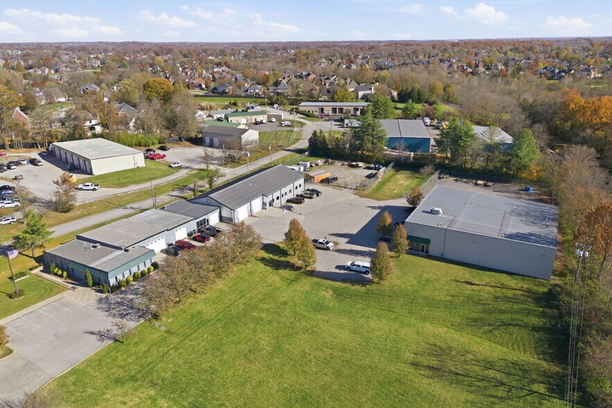 More Photos Of 13720 Aiken Rd, Louisville Warehouse For Lease